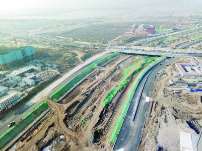 <br>          太原冶峪河快速化改造力争年底完工 本报记者 刘瑞刚 摄<br><br>        