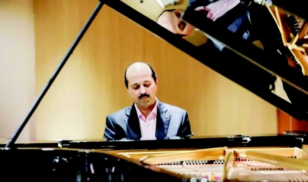 <br>          俄罗斯钢琴家将为市民呈现一场享誉世界的钢琴盛宴 图片由太原青年宫演艺中心提供<br><br>        