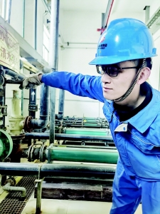 <br>          李洋是一位有理想、有抱负、有追求的青年。<br><br>        