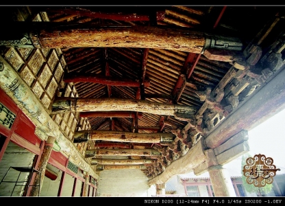 <br>          房梁<br><br>        