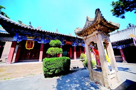           卧龙湾景区        