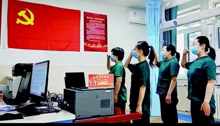 <br>          出色的表现，彰显了新时代共青团员的风采。 图片由晋城市第二人民医院团总支提供<br><br>        