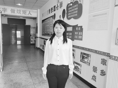          工作中，王莉芳脚踏实地，积极进取。        