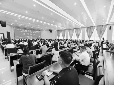           　 6月26日，2023年全省乡镇（街道）团（工）委书记能力提升培训示范班（第1期）在山西省团校阳泉学院（中共创建第一城青年学院）开班。        