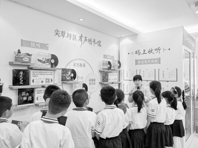 <br>          传承红色基因，做红色少年。 图片由尖草坪区融媒体中心提供<br><br>        