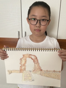           姓名：王昕晨 作品名称：月亮门        