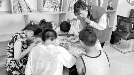 <br>          暑期托管关爱留守儿童 图片由团芮城县委提供<br><br>        