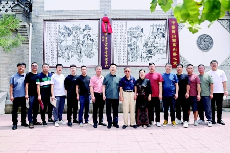 <br>          本次活动为纪念傅山先生诞辰和传承优秀传统文化增添了力量 图片由山西省青年书法家协会提供<br><br>        