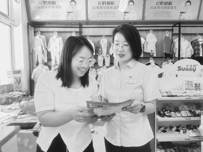 <br>          李艳华坚持“做实做细做精”的工作原则<br><br>        