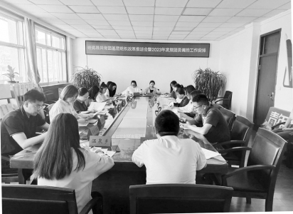           强化责任担当，狠抓工作落实。 图片由共青团岢岚县委提供        