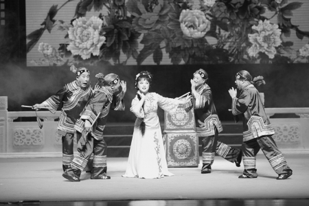 <br>          精彩节目让观众过足戏瘾 图片由山西省文化和旅游厅提供<br><br>        