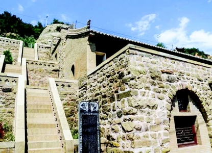 <br>          千佛洞石窟<br><br>        