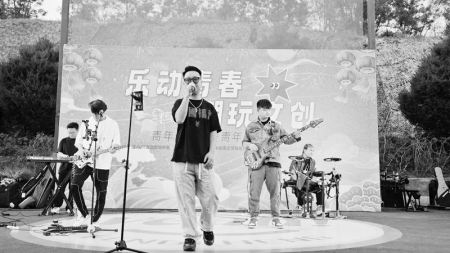 <br>          青年用歌声献礼祖国 图片由团晋城市委提供<br><br>        