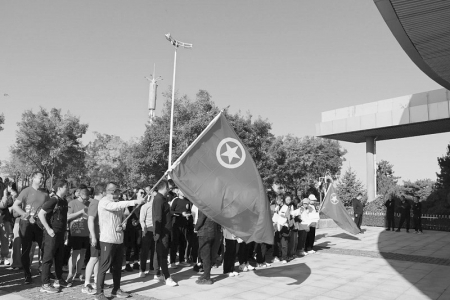 <br>          晋中青年积极参加体育运动<br><br>        