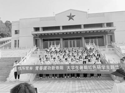 <br>          把握正确改革方向，不断提升改革实效。 本报记者 张云鹏 摄<br><br>        