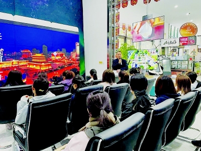 <br>          学员在学习体验中了解历史人文 图片由太原市迎泽区文化和旅游局提供<br><br>        