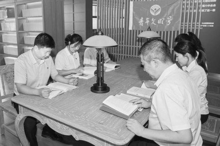 <br>          生而逢盛世，青年当有为。 图片由中铁十七局集团中心医院提供<br><br>        