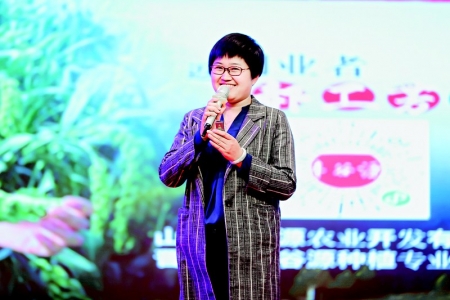 <br>          开展产品展销及品牌宣讲活动 图片由受访者提供<br><br>        