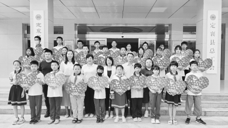 <br>          着力解决青年的操心事、烦心事。<br><br>        