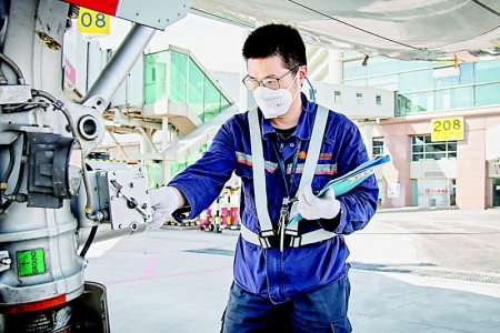 <br>          在岗位上践行初心和使命 图片由受访者提供<br><br>        