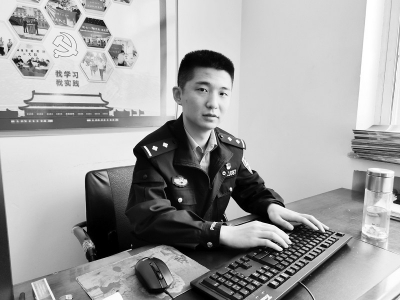 <br>          把青春献给钟爱的戒毒事业<br><br>        