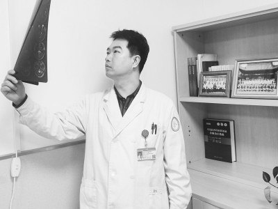 <br>          庞磊用行动诠释了医者仁心<br><br>        