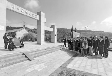 <br>          新时代青年要把个人奋斗同时代脉搏、企业发展紧密结合。 本版图片均由晋能控股集团团委提供<br><br>        