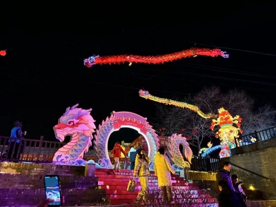 <br>          介休张壁古堡<br><br>        