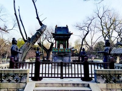 <br>          金人台本版摄影 本报记者 任小芳<br><br>        