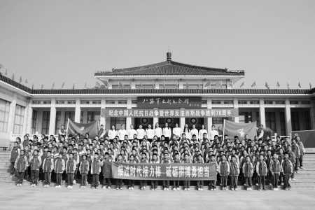 <br>          引领凝聚青年为高质量发展贡献力量<br><br>        