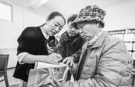           弘扬理性消费观念，切实保障消费者合法权益。图片由山西省消费者协会提供        