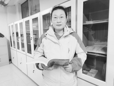 <br>          用过硬的教学能力，为学生传道授业解惑。<br><br>        