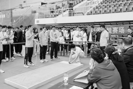 <br>          比赛现场<br><br>        