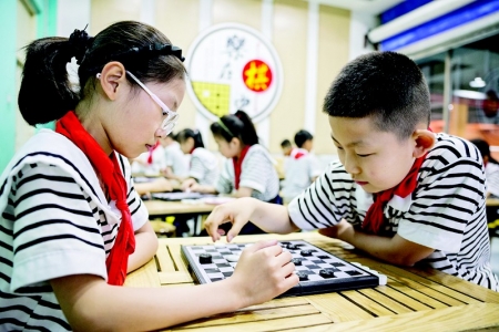 <br>          下围棋拼智力<br><br>        