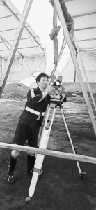 <br>          潜心学习、不断钻研。 本报记者 孟存田 摄<br><br>        