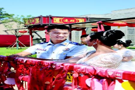           本组图片均由团高平市委提供        