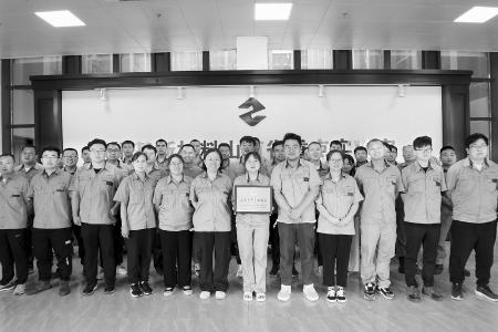           实验室为中国新能源发展作出贡献 图片由受访集体提供        