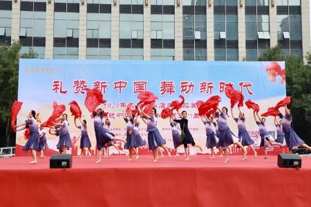           舞蹈演绎了对美丽中国的赞美与祝福 图片由小店区融媒体中心提供        