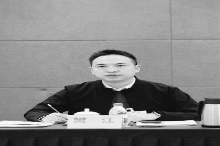           本版摄影 本报记者 康乐        