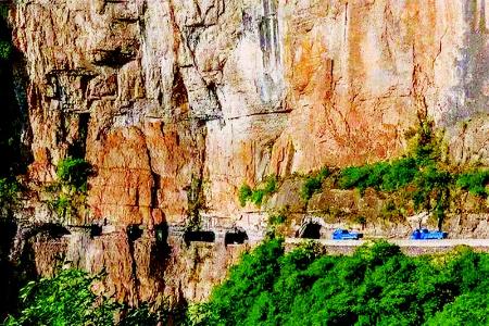           昆山挂壁公路        