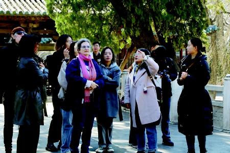           专家学者探讨文化遗产保护 图片由太原市晋祠博物馆提供        