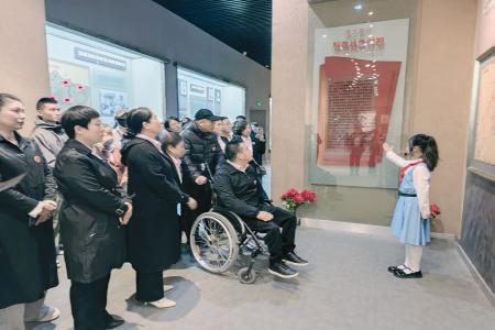           图片由晋城市青少年活动中心提供        