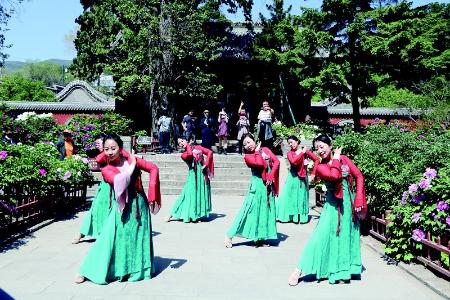           本次活动融合诗词、非遗技艺等元素 图片由太原市晋祠博物馆提供        