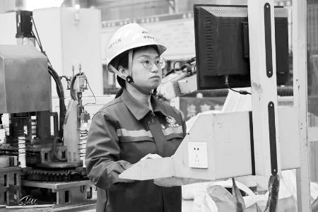           坚定信念，扎根一线。 本版图片均由受访者提供        