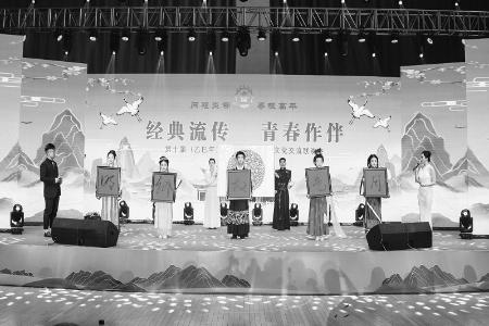           两岸青少年在互动体验中了解非遗 图片由主办方提供        