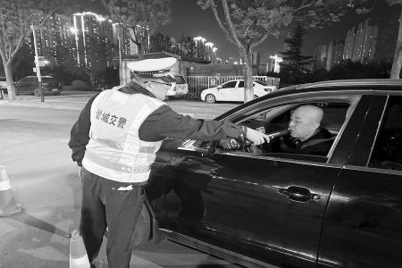           图片由晋城市交警二大队提供        