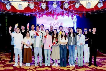           　本组图片均由团朔州市委提供        