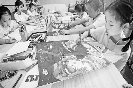           科普活动激发青少年兴趣 图片由晋城市青少年活动中心提供        