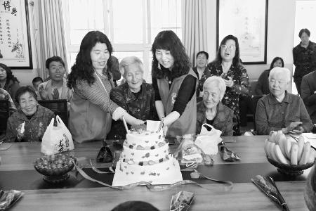           南桑峪村走出了一条产业兴、治理优、乡风美的振兴之路。        
