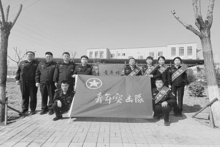           青年突击队以“青春之我”扛起社会责任 本组图片均由团省委青年发展部提供        